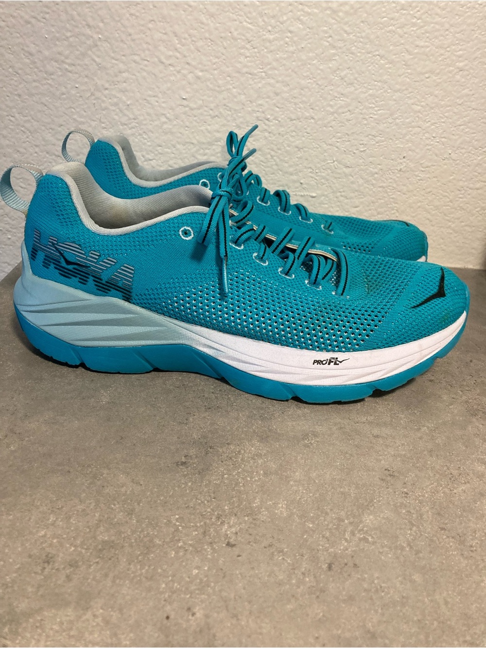 Hoka Mach Shoe Fly Collection - Picture 6 of 11